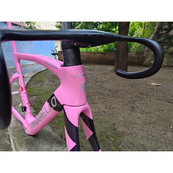 pink pinarello bike